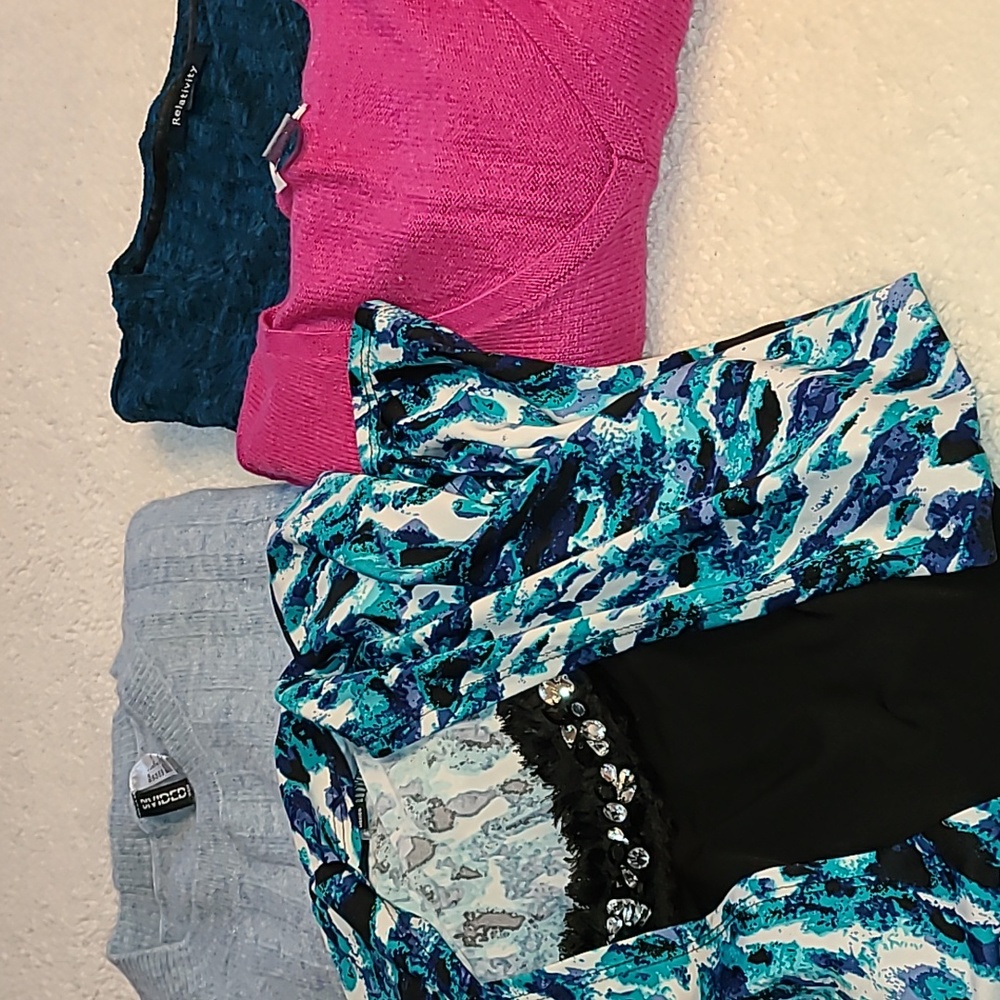 Sweaters / blouse